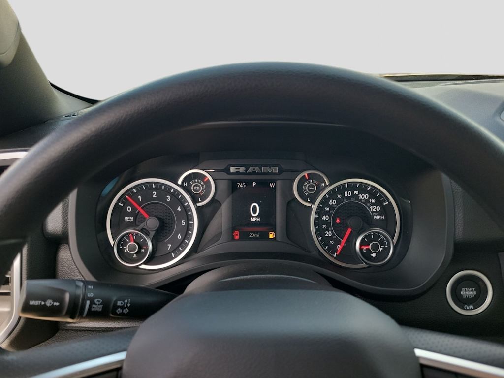 Thumbnail: 2026 RAM 1500 - 17