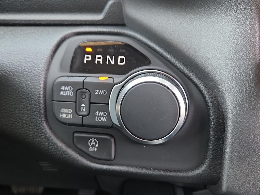 Thumbnail: 2026 RAM 1500 - 22