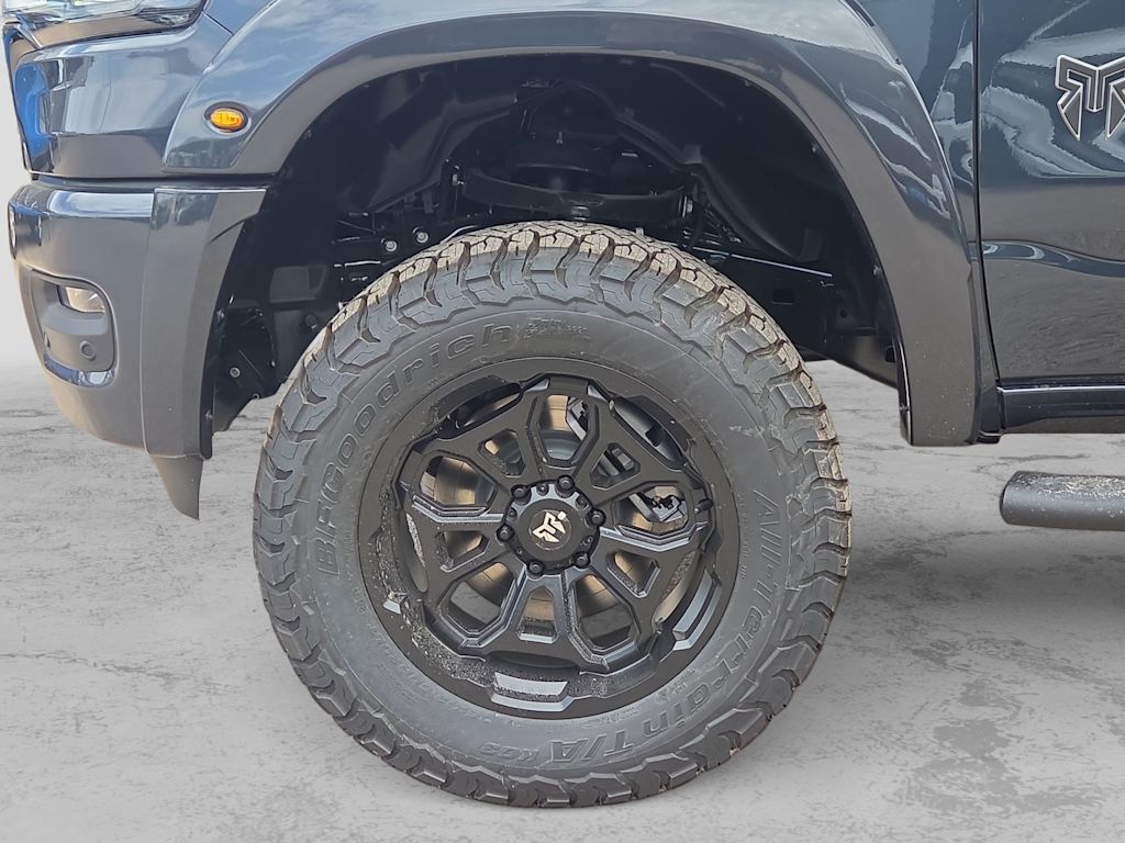 Thumbnail: 2026 RAM 1500 - 8