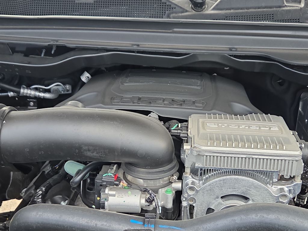 Thumbnail: 2026 RAM 1500 - 9