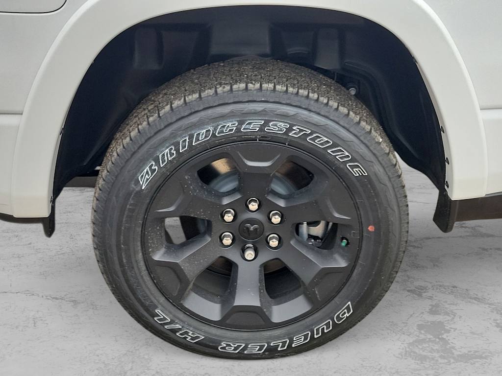 Thumbnail: 2026 RAM 1500 - 7