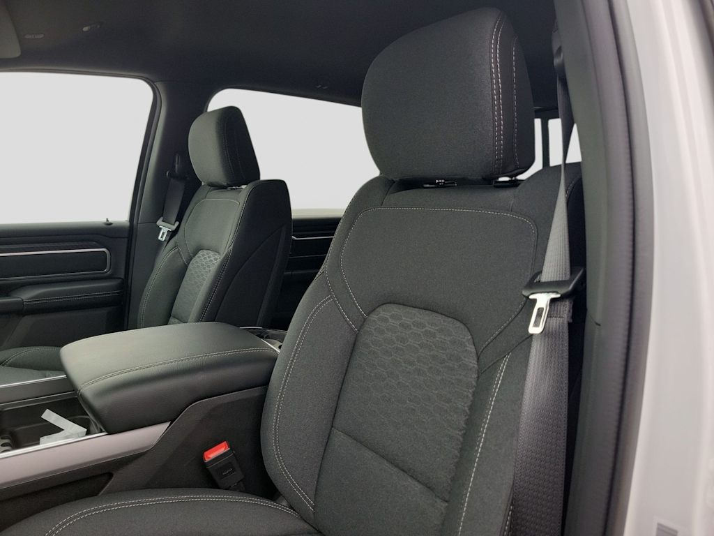 Thumbnail: 2026 RAM 1500 - 10