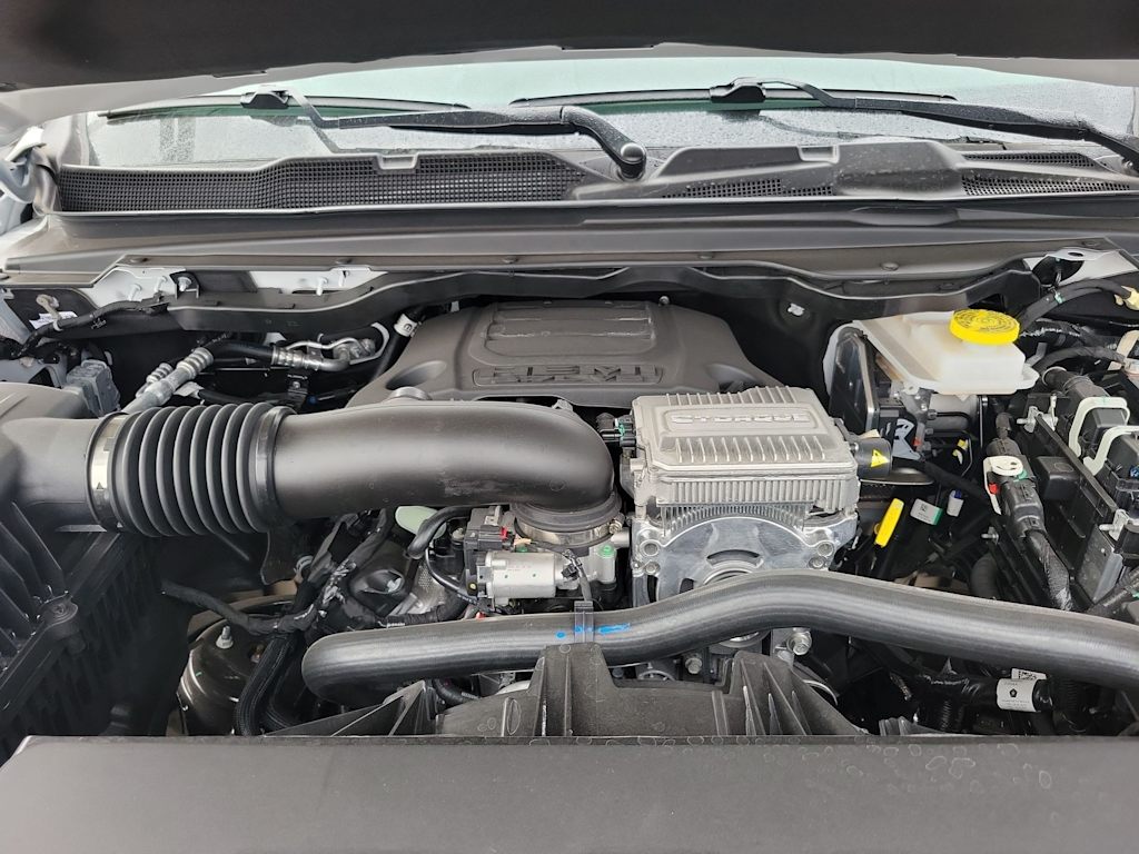 Thumbnail: 2026 RAM 1500 - 8