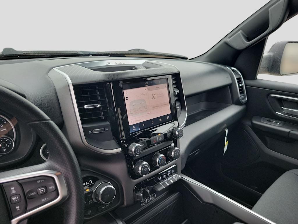 Thumbnail: 2026 RAM 1500 - 15