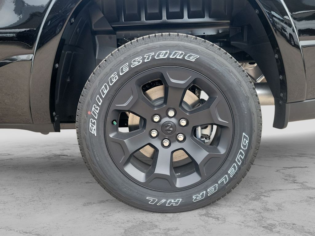 Thumbnail: 2026 RAM 1500 - 8