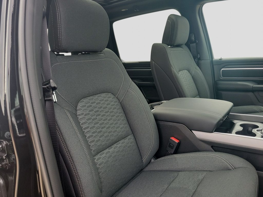 Thumbnail: 2026 RAM 1500 - 21