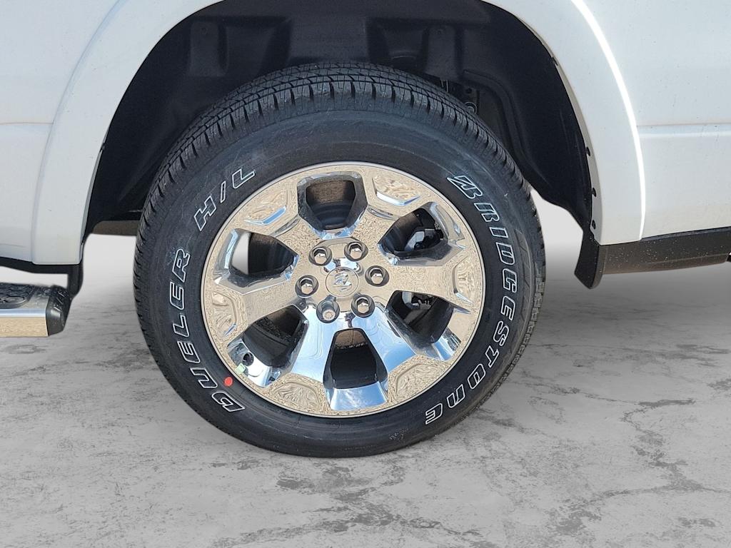 Thumbnail: 2026 RAM 1500 - 7