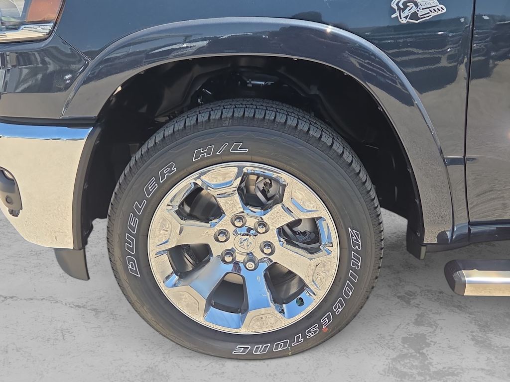 Thumbnail: 2026 RAM 1500 - 8