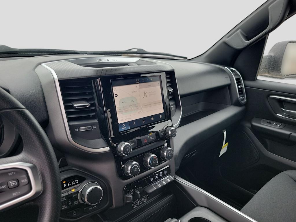 Thumbnail: 2026 RAM 1500 - 15