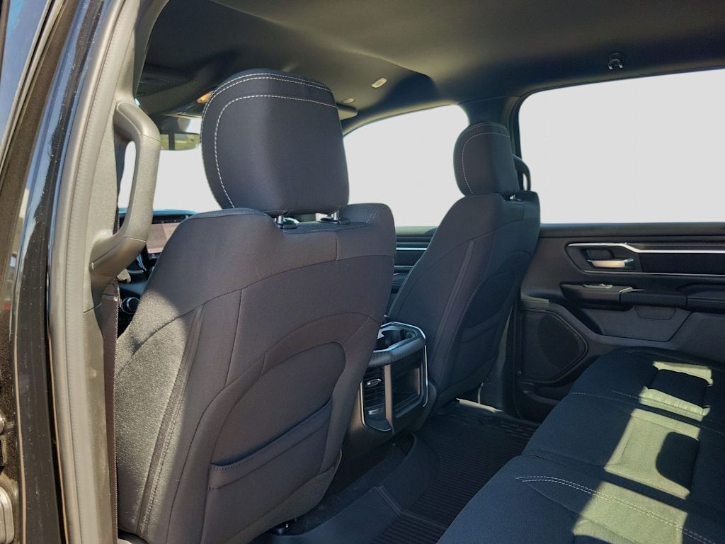 Thumbnail: 2026 RAM 1500 - 13