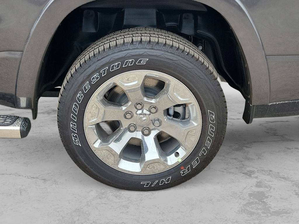 Thumbnail: 2026 RAM 1500 - 8