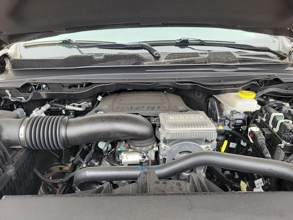 Thumbnail: 2026 RAM 1500 - 9