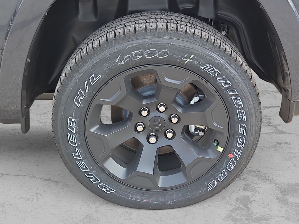 Thumbnail: 2026 RAM 1500 - 8