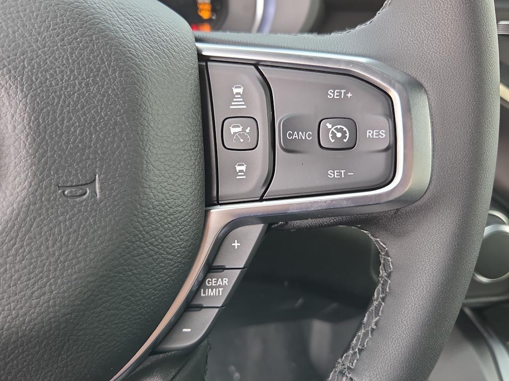Thumbnail: 2026 RAM 1500 - 28