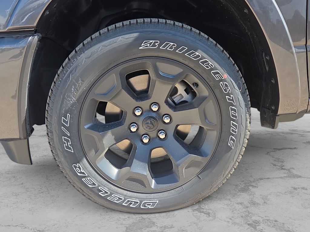 Thumbnail: 2026 RAM 1500 - 8