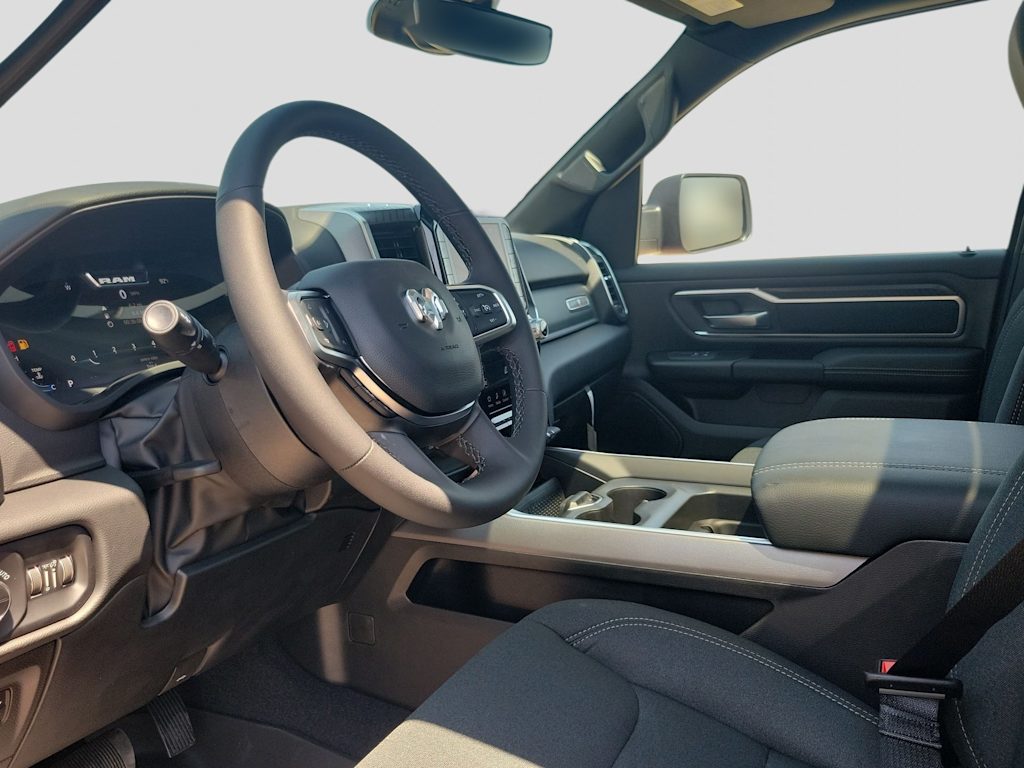 Thumbnail: 2026 RAM 1500 - 2