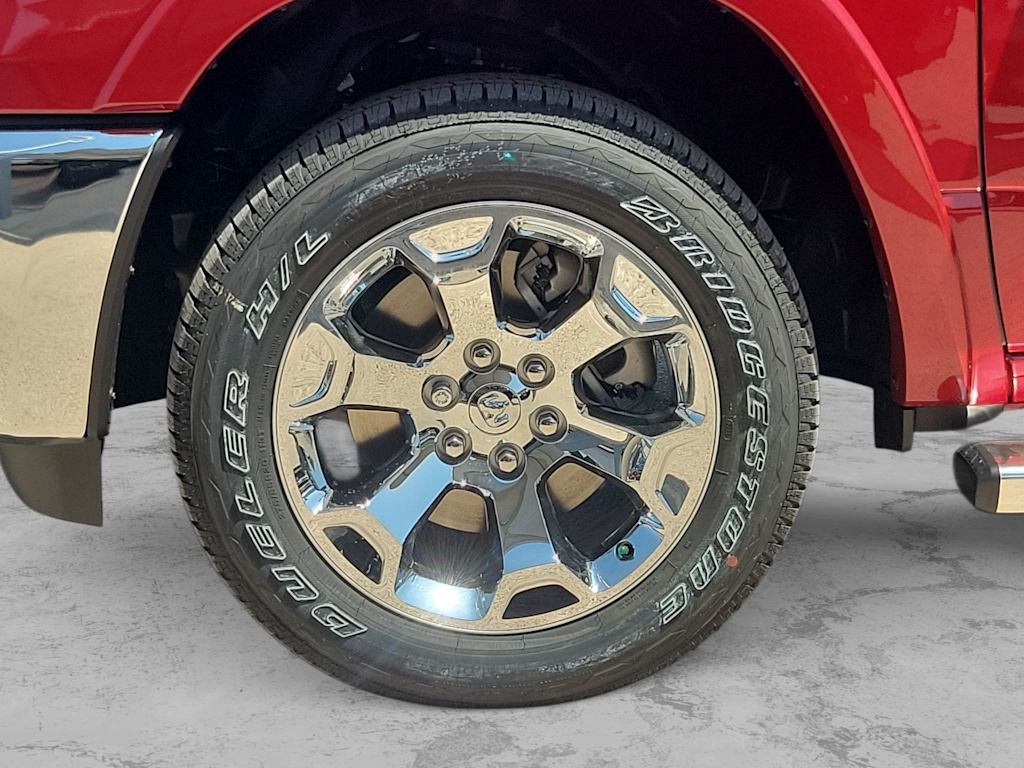 Thumbnail: 2026 RAM 1500 - 6