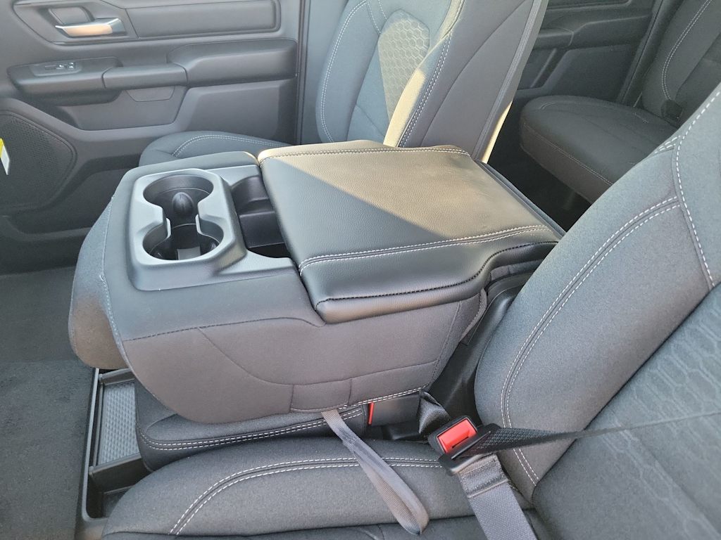 Thumbnail: 2026 RAM 1500 - 19