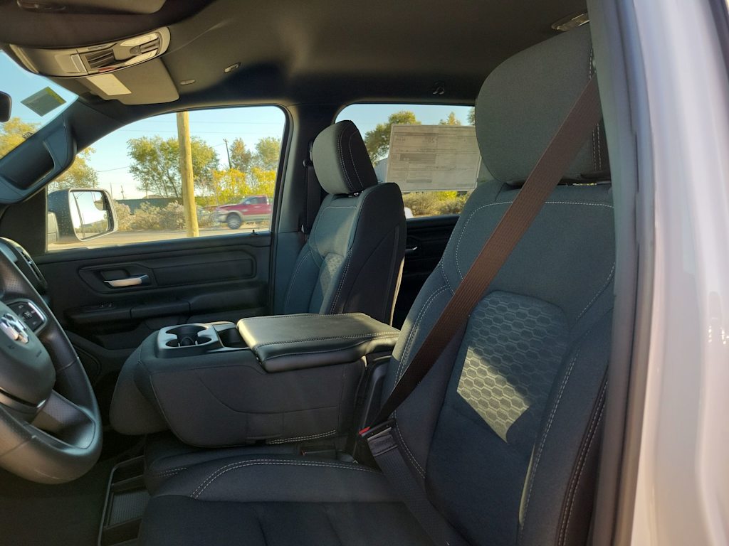 Thumbnail: 2026 RAM 1500 - 11