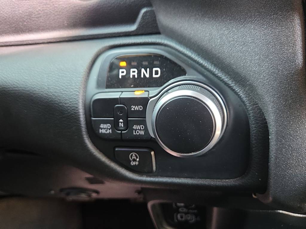 Thumbnail: 2025 RAM 1500 - 23