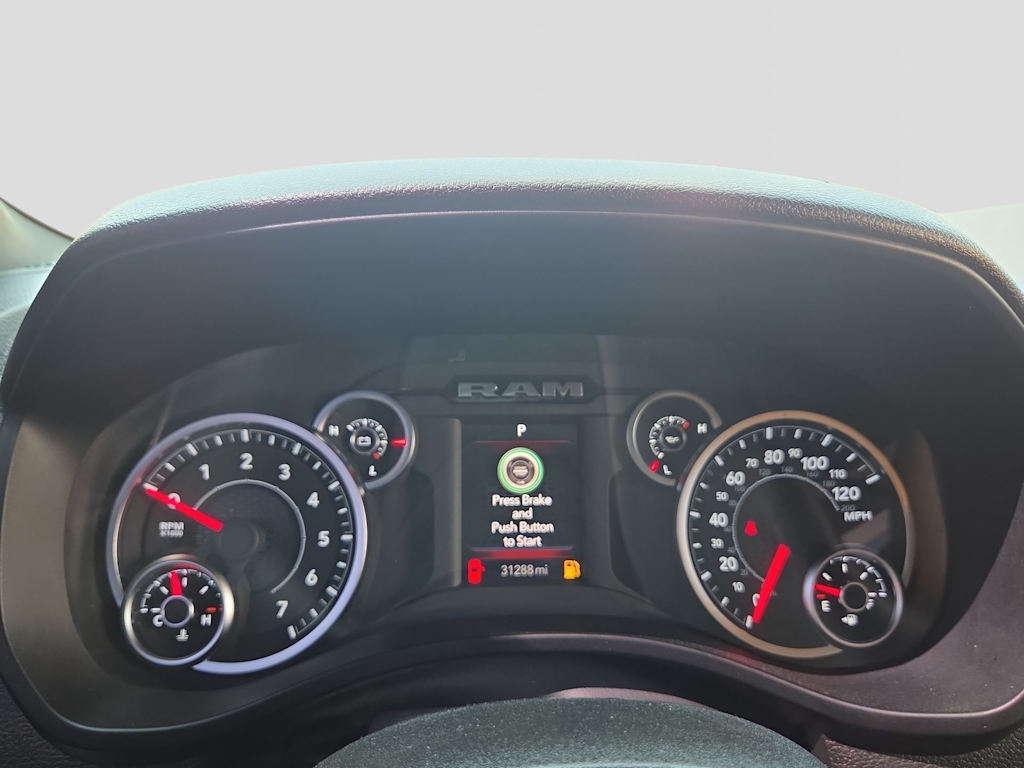 Thumbnail: 2025 RAM 1500 - 17