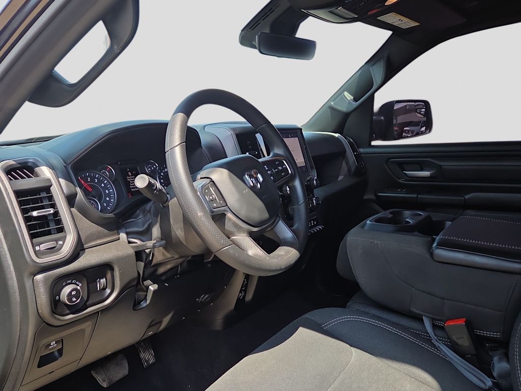 Thumbnail: 2025 RAM 1500 - 2
