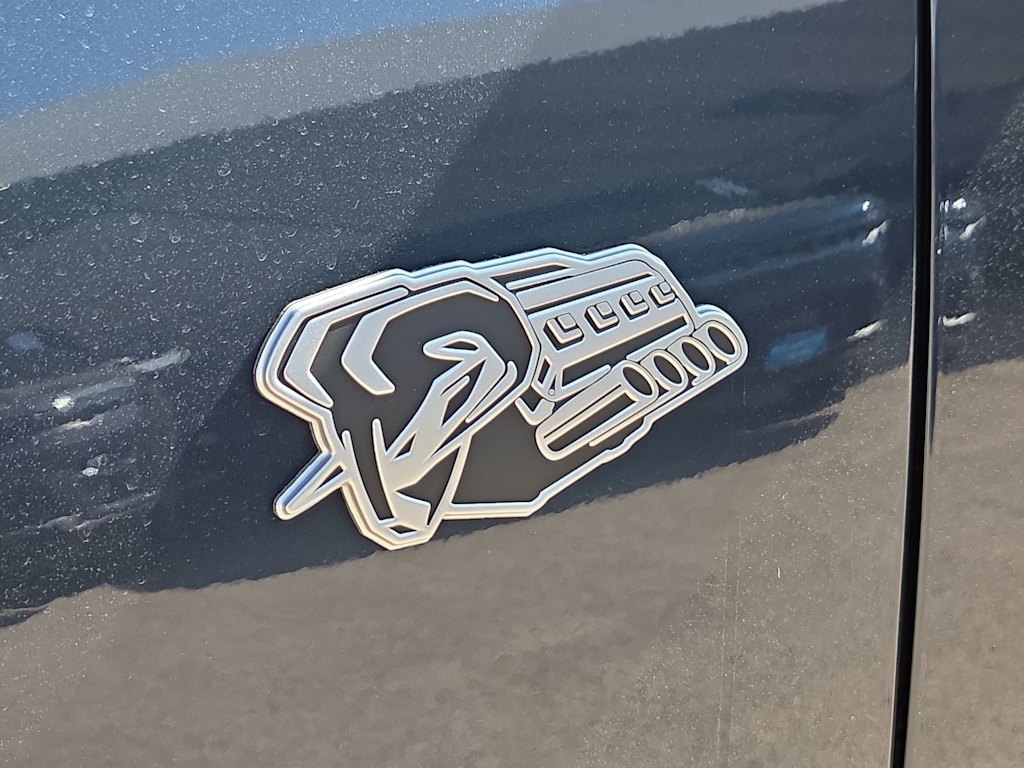 Thumbnail: 2026 RAM 1500 - 7