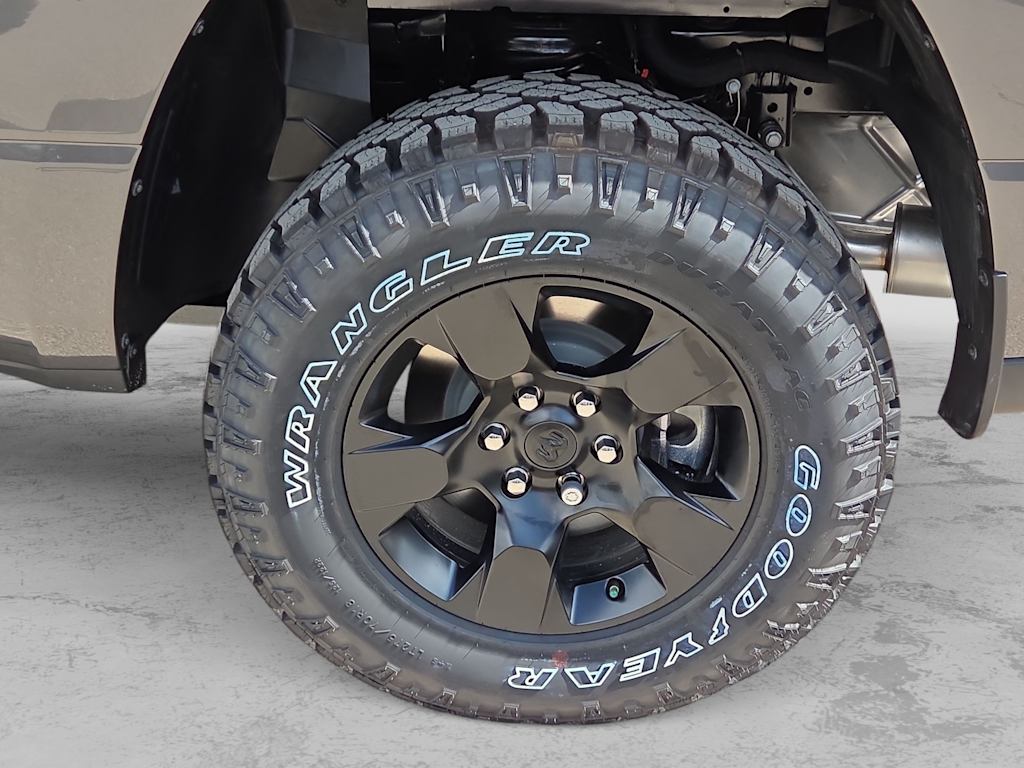 Thumbnail: 2026 RAM 1500 - 8