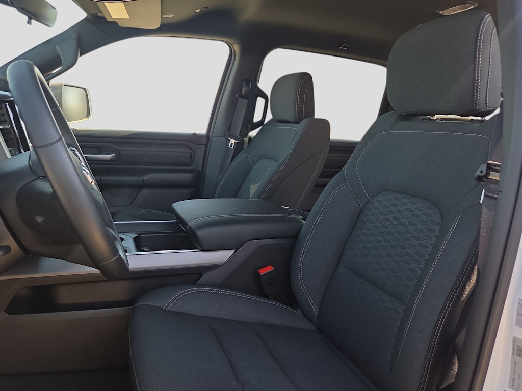 Thumbnail: 2026 RAM 1500 - 10