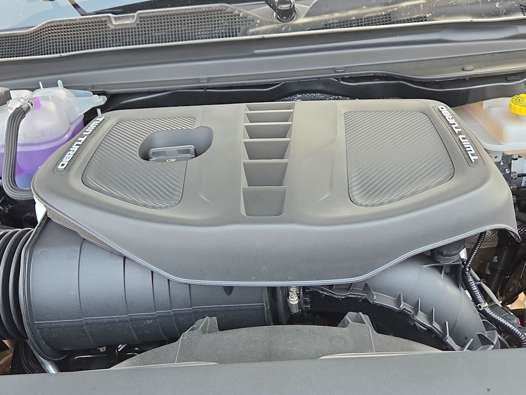 Thumbnail: 2026 RAM 1500 - 9