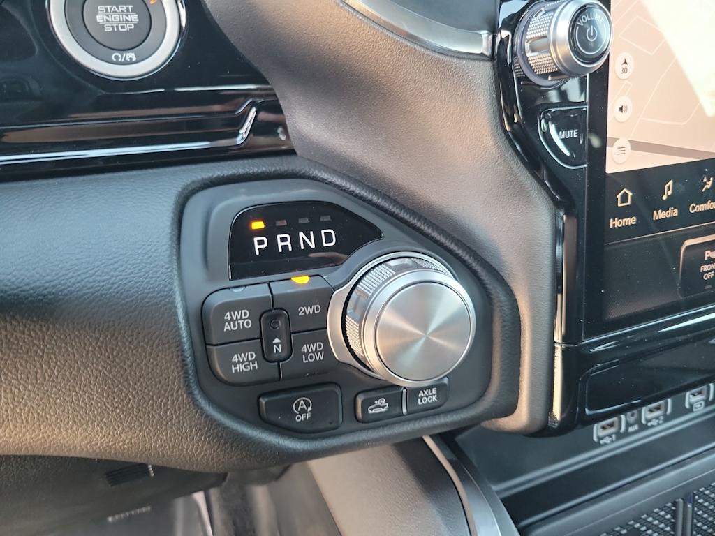 Thumbnail: 2026 RAM 1500 - 15