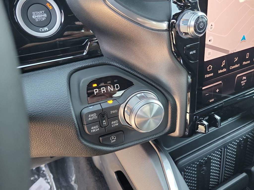 Thumbnail: 2026 RAM 1500 - 19