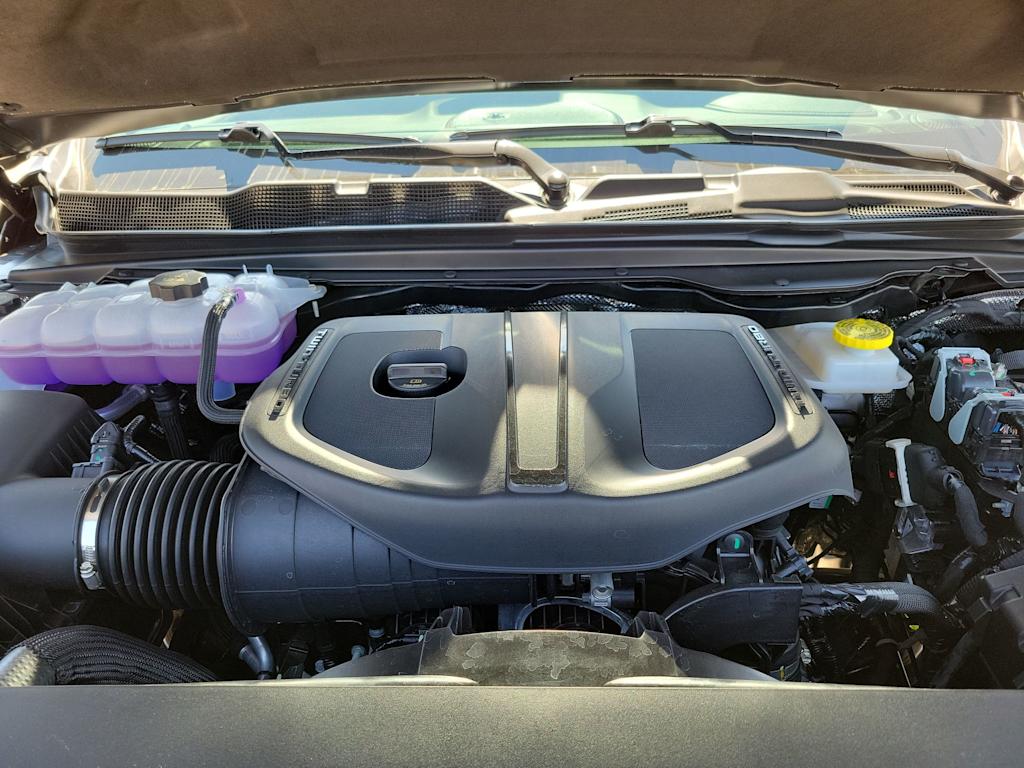 Thumbnail: 2026 RAM 1500 - 9