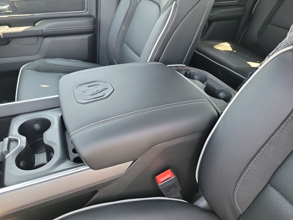 Thumbnail: 2026 RAM 1500 - 18