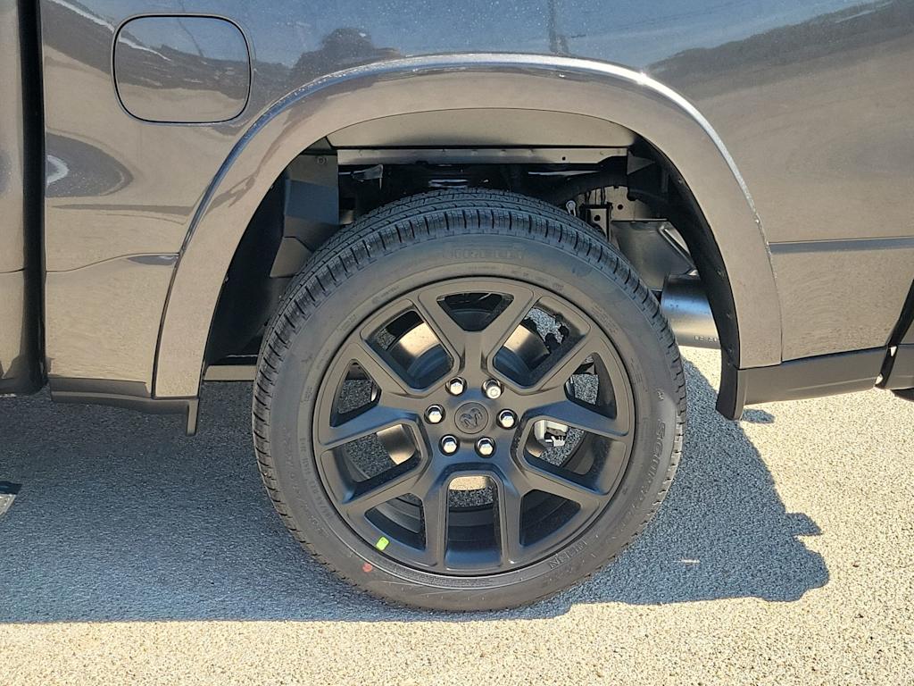 Thumbnail: 2026 RAM 1500 - 8