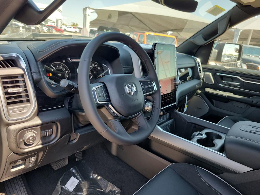 Thumbnail: 2026 RAM 1500 - 2