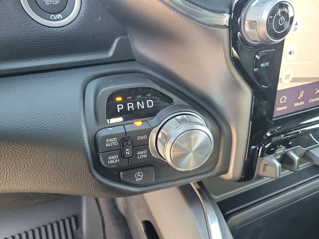 Thumbnail: 2026 RAM 1500 - 29