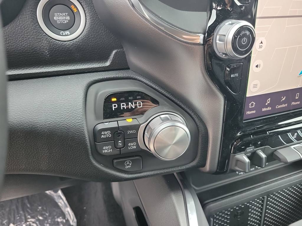 Thumbnail: 2026 RAM 1500 - 29