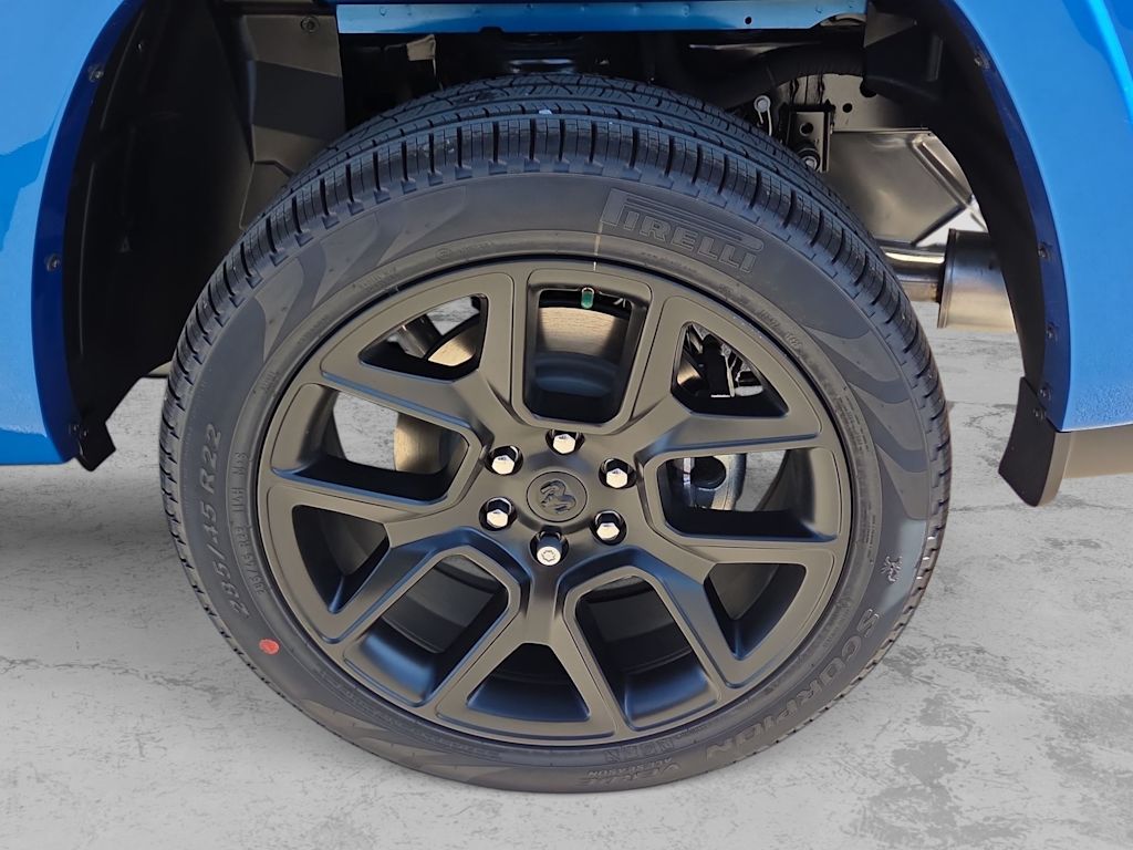 Thumbnail: 2026 RAM 1500 - 7