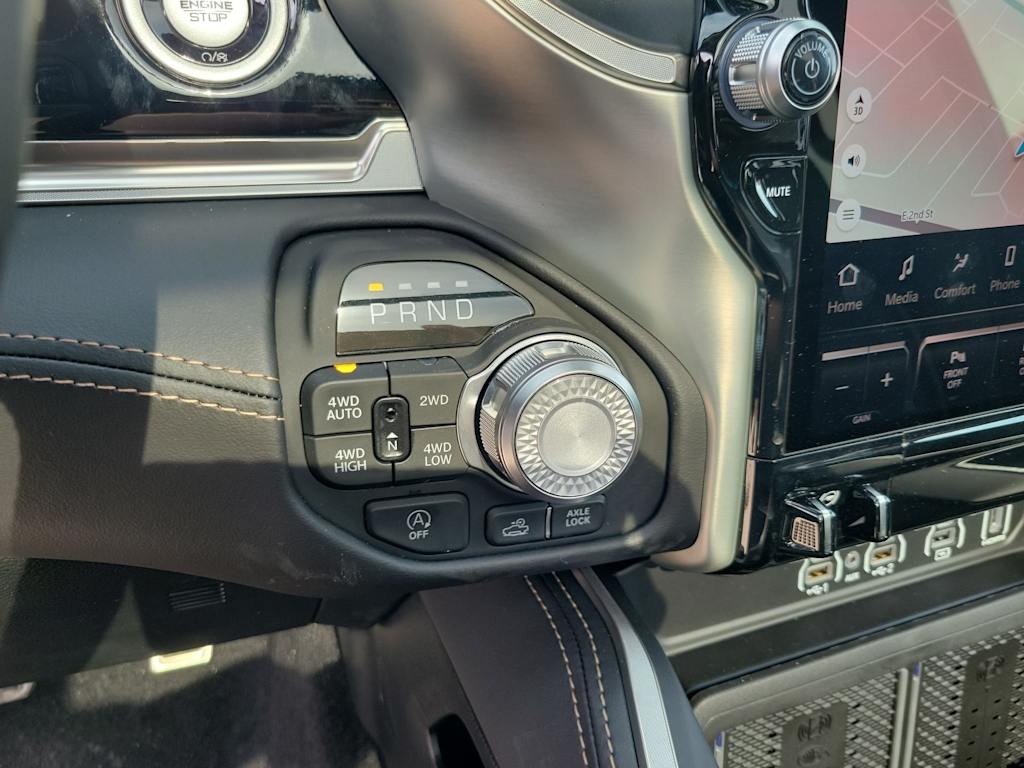 Thumbnail: 2026 RAM 1500 - 25