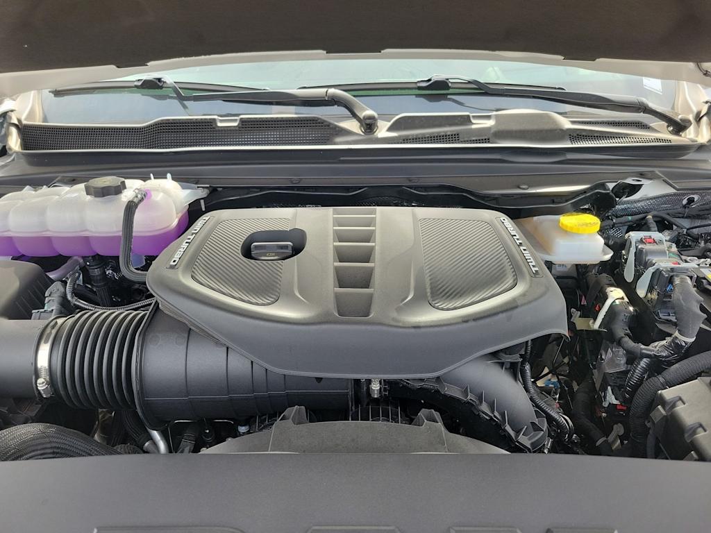Thumbnail: 2026 RAM 1500 - 9