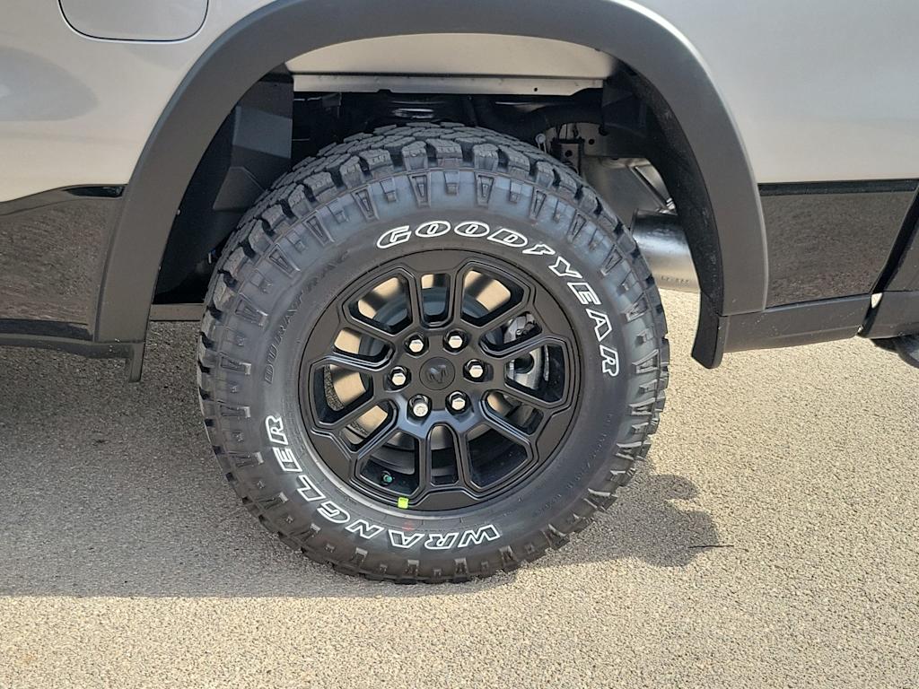 Thumbnail: 2026 RAM 1500 - 8