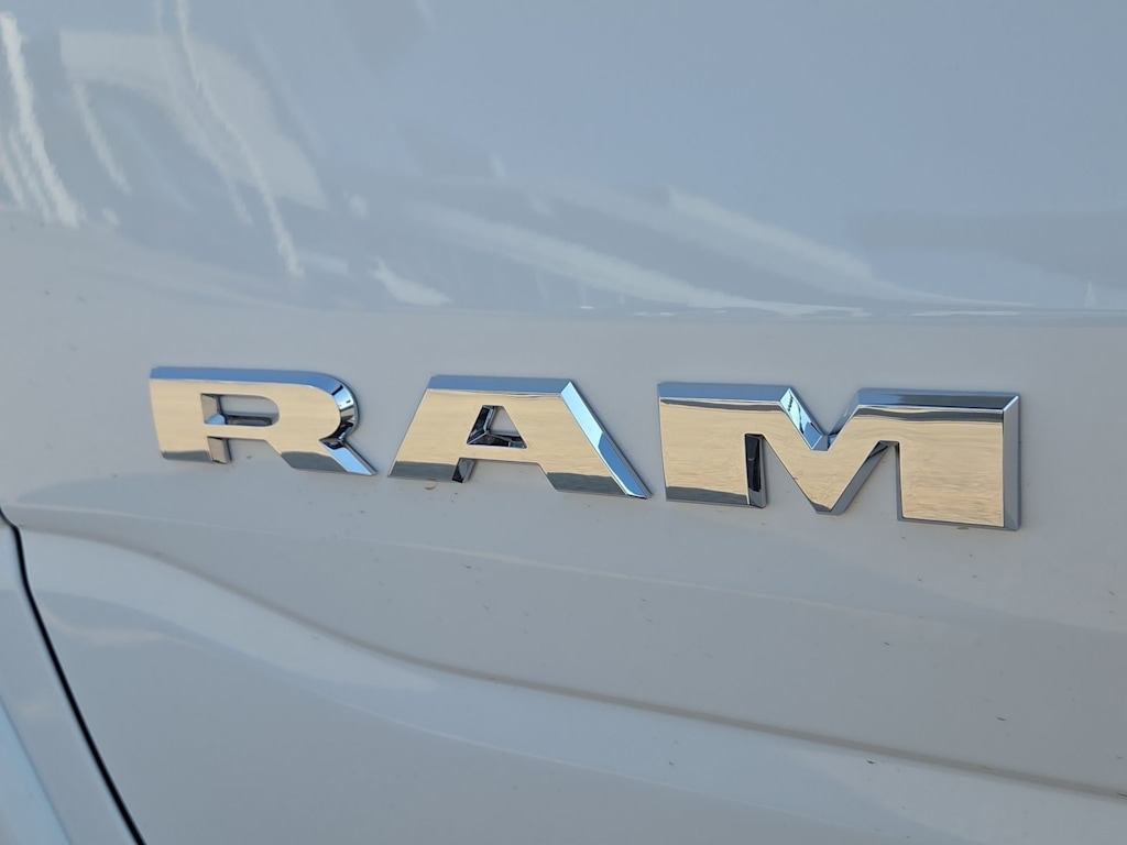 Thumbnail: 2026 RAM 1500 - 7