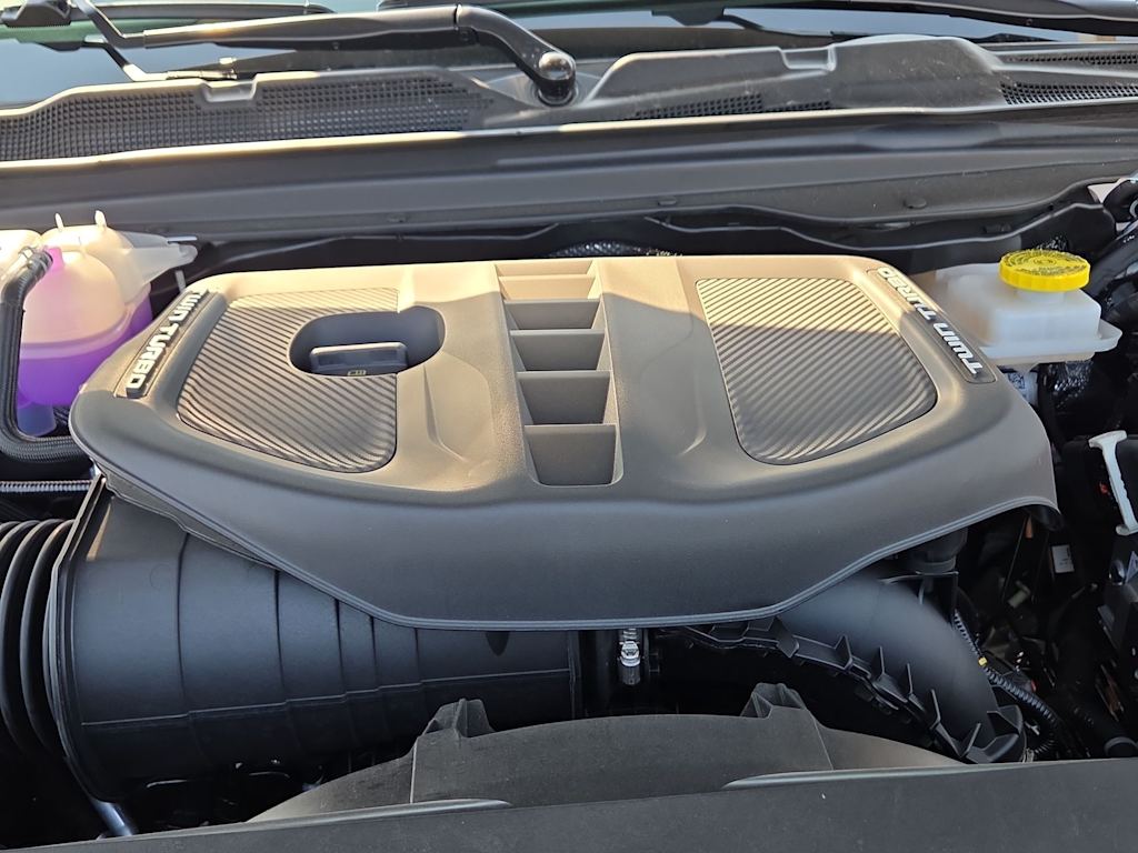 Thumbnail: 2026 RAM 1500 - 9