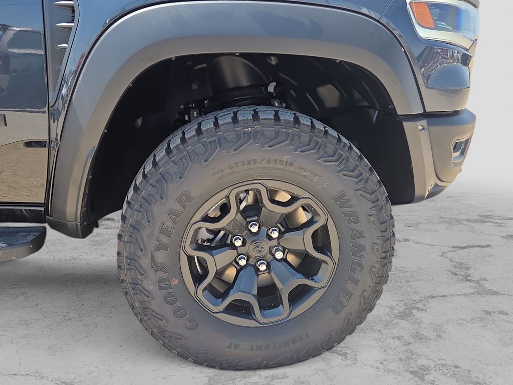 Thumbnail: 2026 RAM 1500 - 8