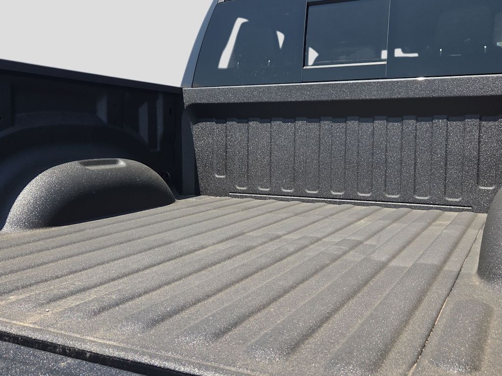 Thumbnail: 2026 RAM 1500 - 17