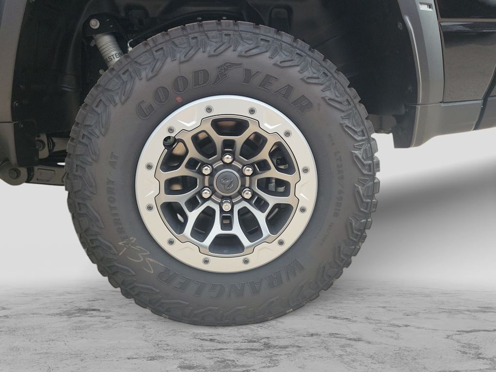 Thumbnail: 2026 RAM 1500 - 8