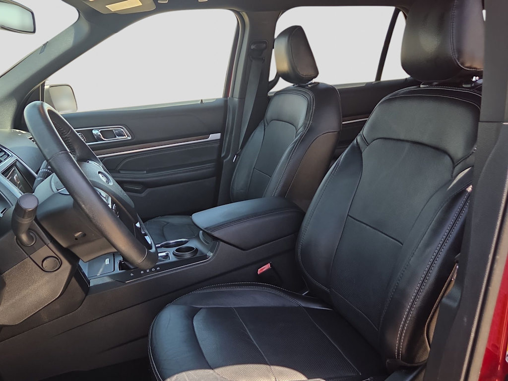 Thumbnail: 2019 Ford Explorer - 10