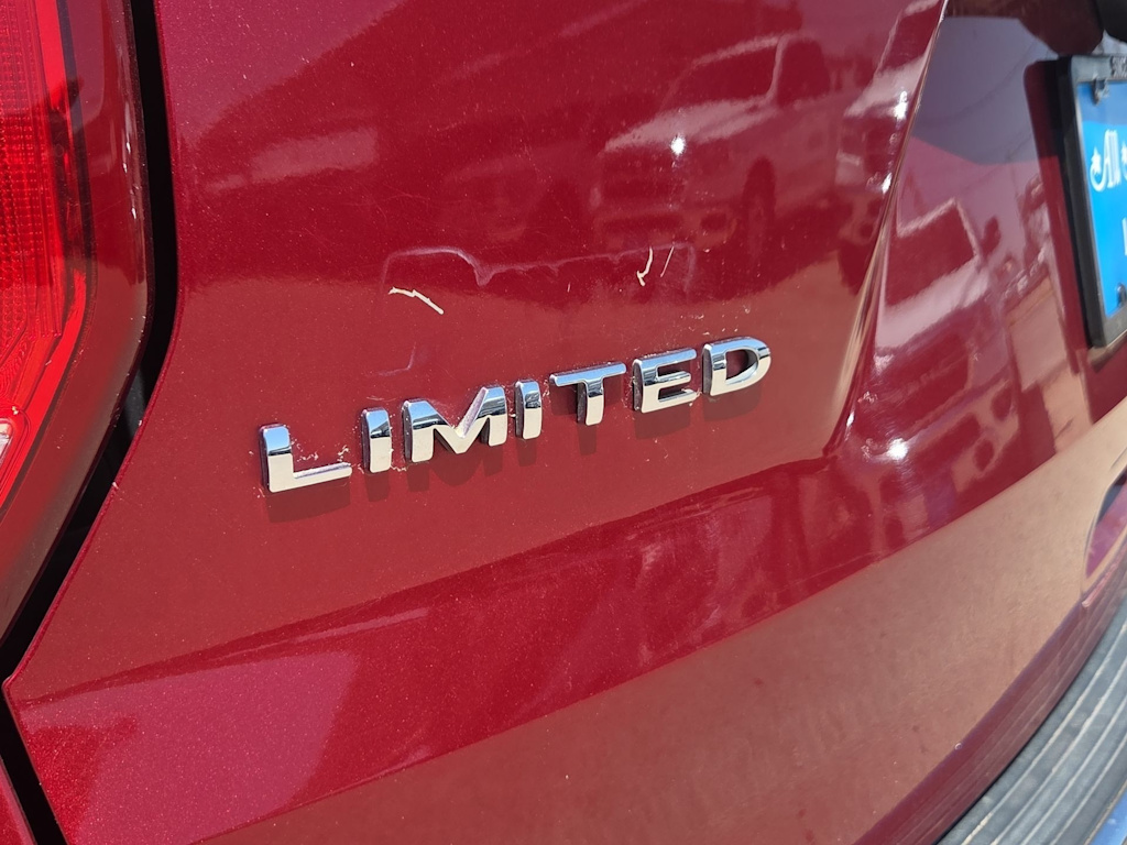 Thumbnail: 2019 Ford Explorer - 7