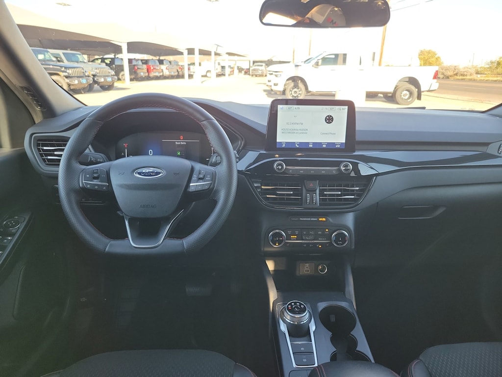 Thumbnail: 2025 Ford Escape - 10